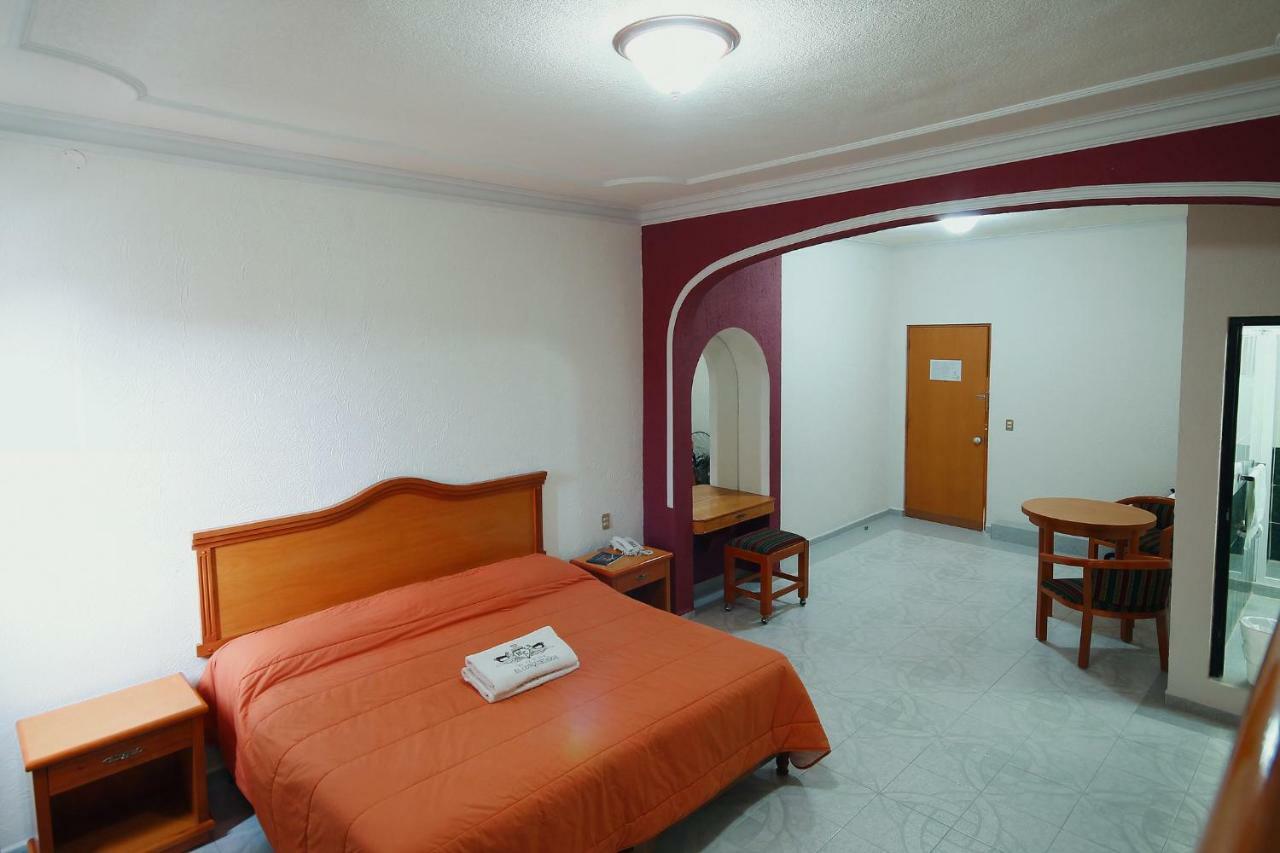 Hotel El Conquistador Monarca. Zitácuaro 外观 照片